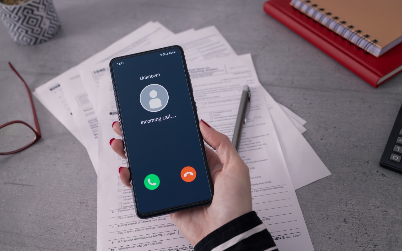 Unknown caller phishing